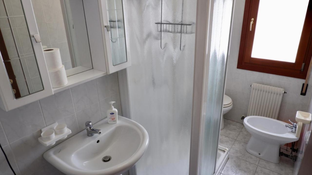 App. Marcopolo - 100Mt Dal Mare Apartman Lido di Jesolo Kültér fotó